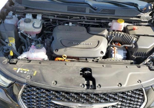 Chrysler Pacifica cena 134000 przebieg: 24714, rok produkcji 2023 z Łomża małe 67